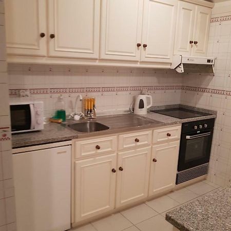 Mikes Beach Apartment Торейра Екстериор снимка